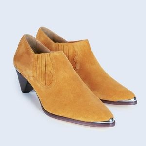 Joie tan size 40 suede Baler ankle booties NWT